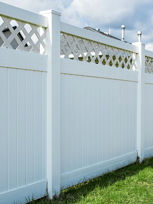 Vinyl fencing benefits in Athens Georgia