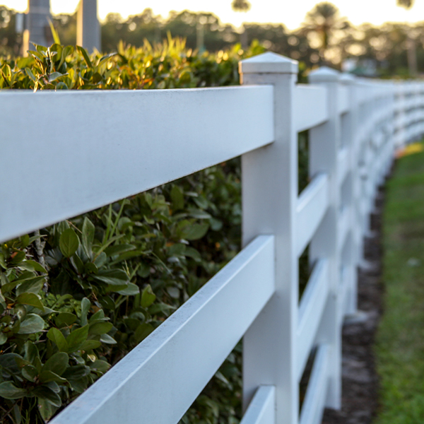 Vinyl fence contractor in Athens Georgia